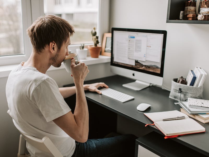 Working as an Accountant from Home: A Guide to Remote Accounting Work 