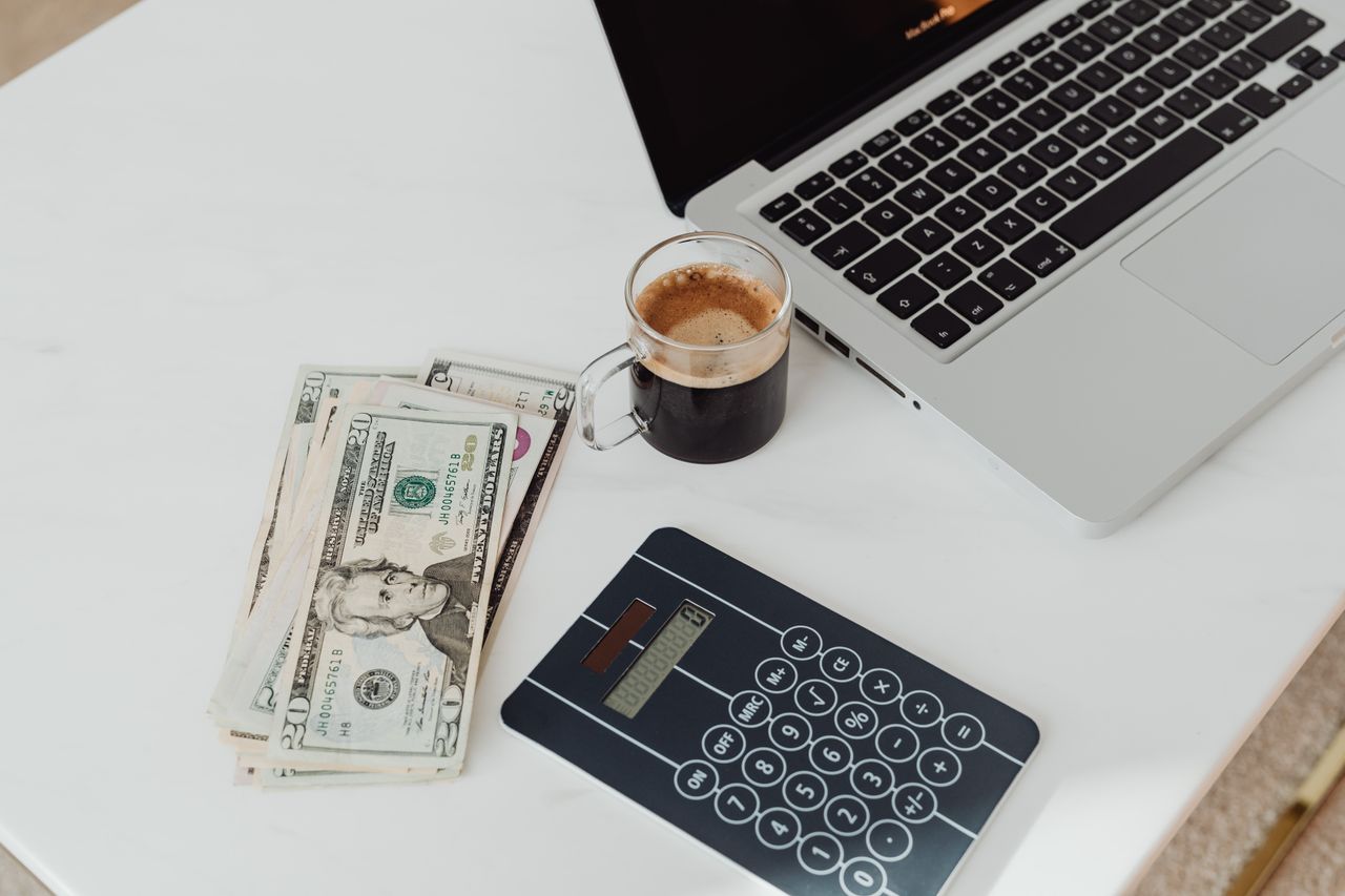 Becker CIA Exam Review vs. Budget Alternatives